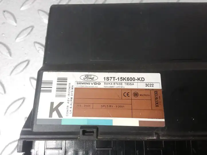 Ford Mondeo Mk III (2000 - 2007) 1S7T15K600KD Модуль комфорта — фото 3