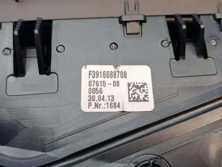 BMW 5 F10 F11 (2009 - 2016) 64229166887 Боковой воздушный дефлектор — фото 12