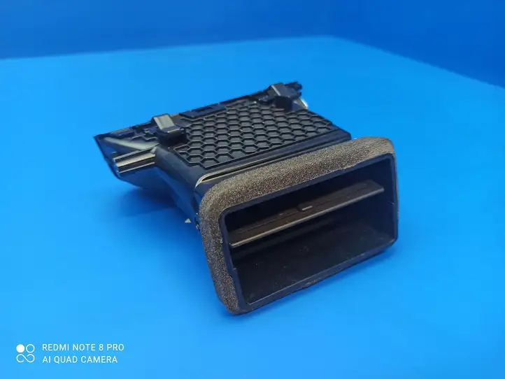 Land Rover Evoque II (2018 - ) K8D2018B08A Боковой воздушный дефлектор — фото 6