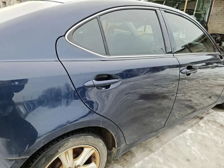 Lexus IS 220D-250-350 (2005 - 2010) Задняя дверь — фото 3