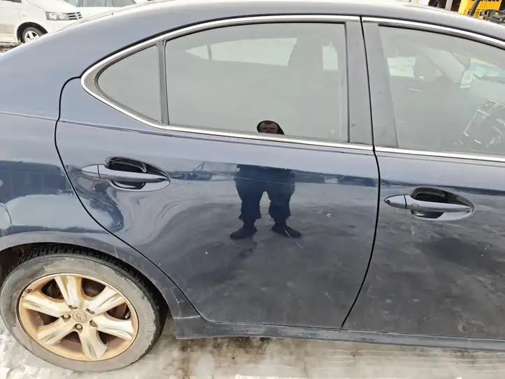Lexus IS 220D-250-350 (2005 - 2010) Задняя дверь — фото 5