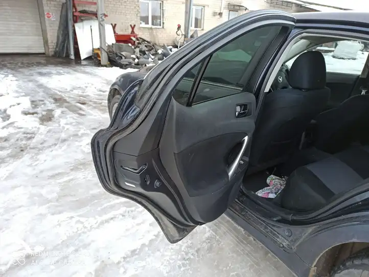 Lexus IS 220D-250-350 (2005 - 2010) Задняя дверь — фото 6