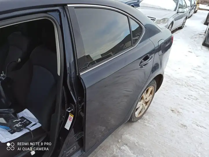 Lexus IS 220D-250-350 (2005 - 2010) Задняя дверь — фото 8