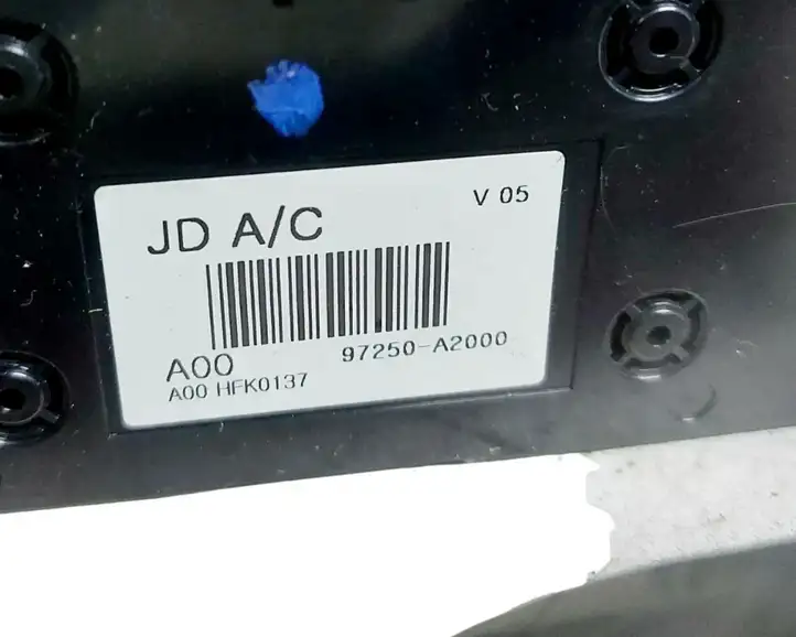 Kia Ceed (2012 - 2015) 97250A2000 Блок управления климат-контролем — фото 2