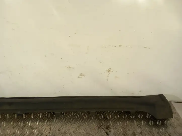 Jeep Grand Cherokee (2010 - 2021) Порог кузова — фото 3
