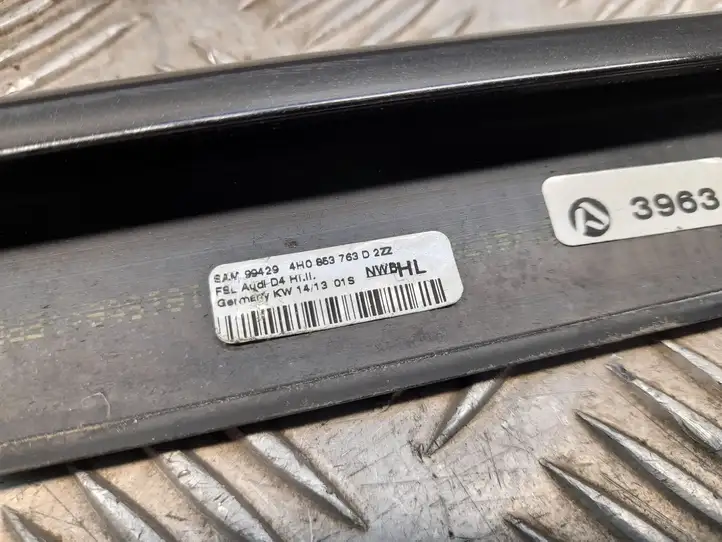 Audi A7 S7 4G (2010 - 2014) 4H0853763D Накладка стекла задней двери — фото 2