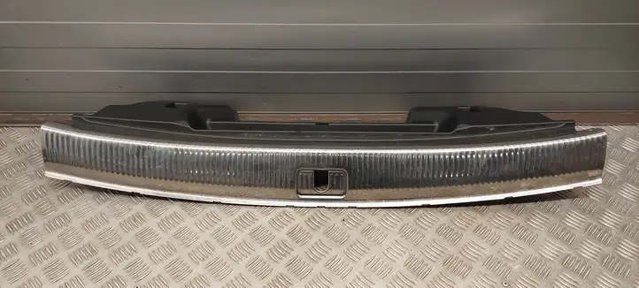 Audi Q5 SQ5 (2012 - 2017) 8R0864513C Отделка порога багажника — фото 6