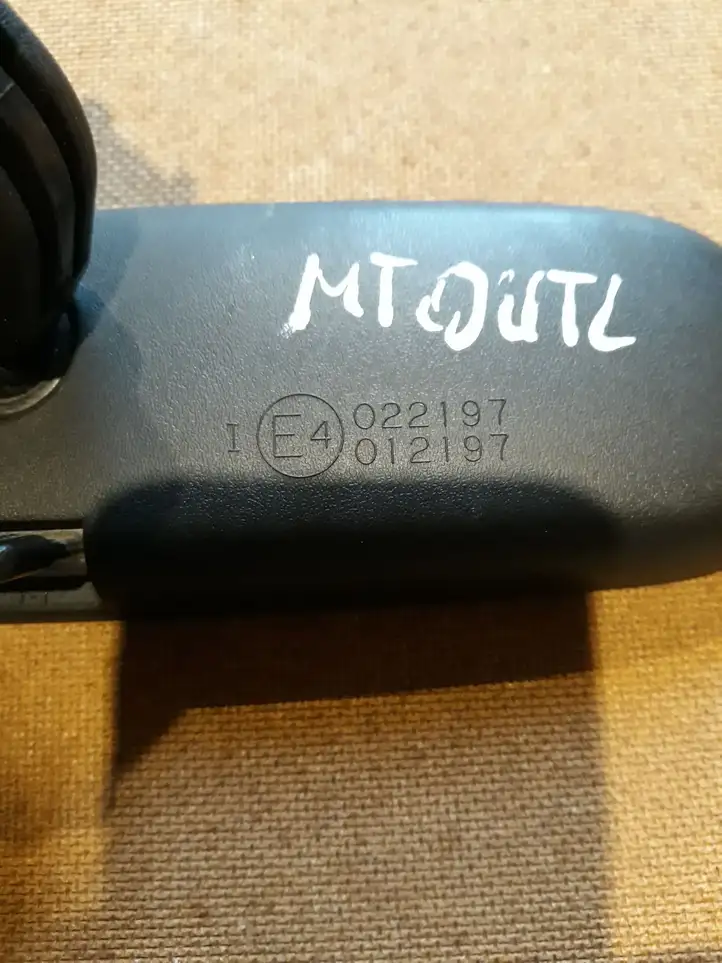 Mitsubishi Outlander (2012 - 2014) A047171 Салонное зеркало заднего вида — фото 2