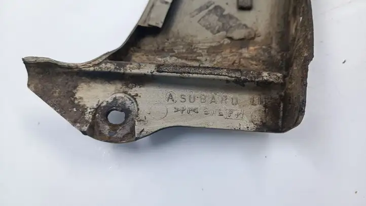 Subaru Outback (1998 - 2003) Задняя колесная арка — фото 3