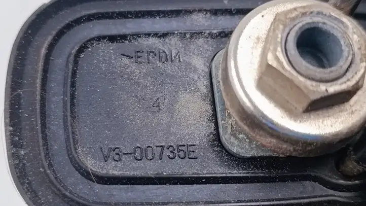Subaru Outback (1998 - 2003) V300735E GPS антенна — фото 3
