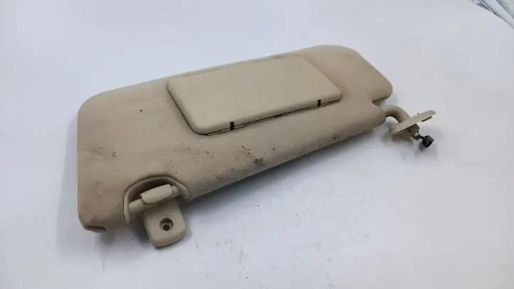 Subaru Outback (1998 - 2003) Солнцезащитный козырек — фото 1