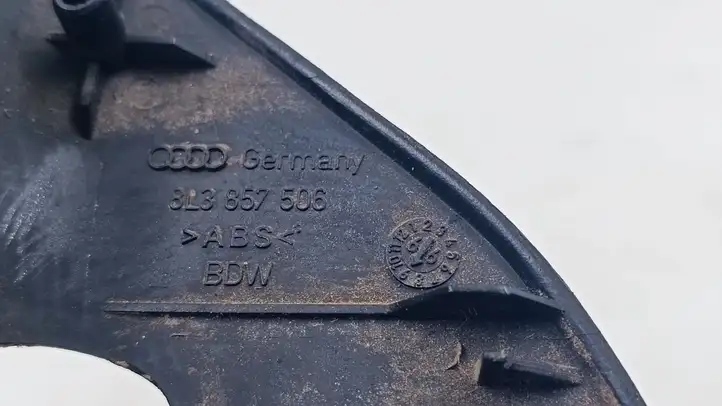 Audi A3/S3 8L (1996 - 2000) 8L3857506 Прочая отделка передней двери — фото 3