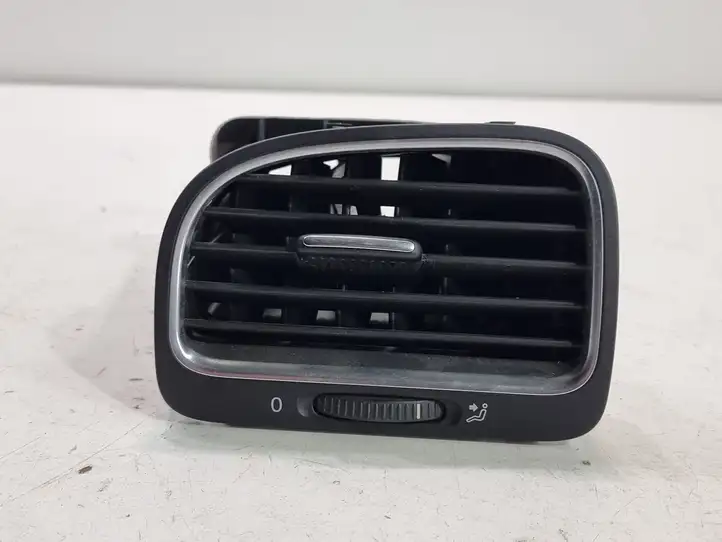 Volkswagen Golf VI (2009 - 2013) 5K0819709D Боковой воздушный дефлектор — фото 1