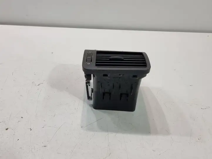 Volkswagen Touran I (2003 - 2010) 1T0819704A Боковой воздушный дефлектор — фото 6