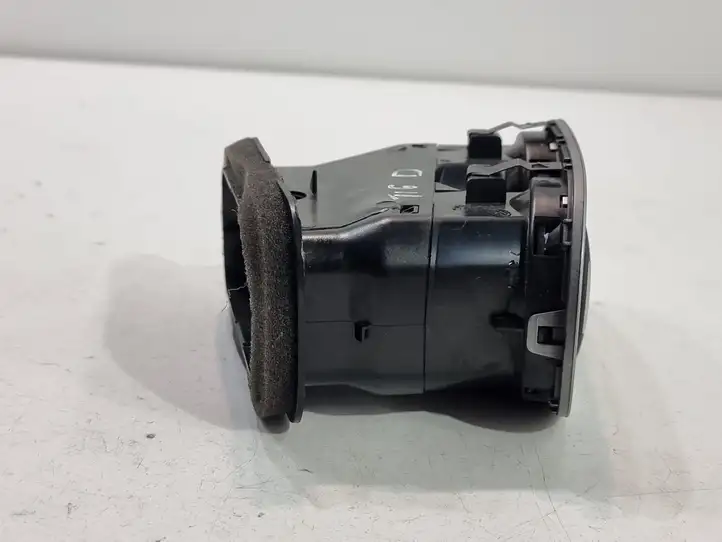 Volkswagen Tiguan (2007 - 2011) 5N0819710 Боковой воздушный дефлектор — фото 3
