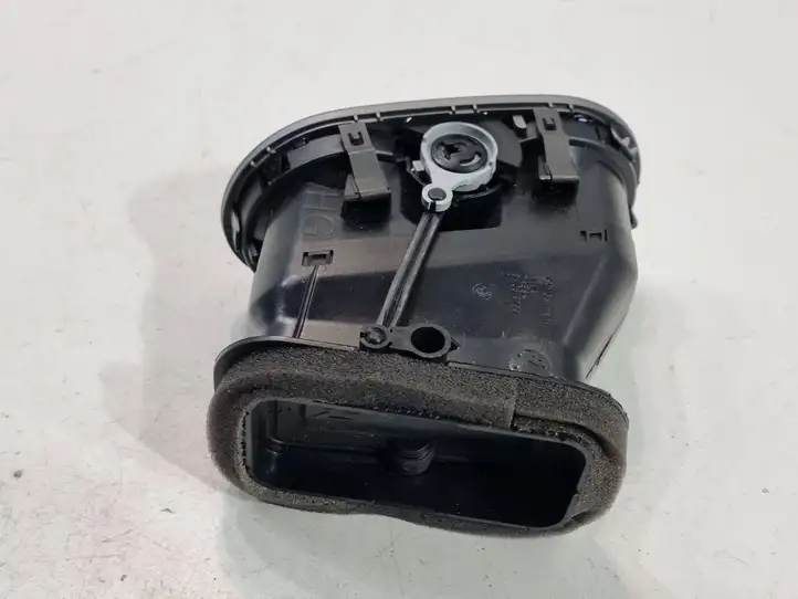 Volkswagen Tiguan (2007 - 2011) 5N0819710 Боковой воздушный дефлектор — фото 4
