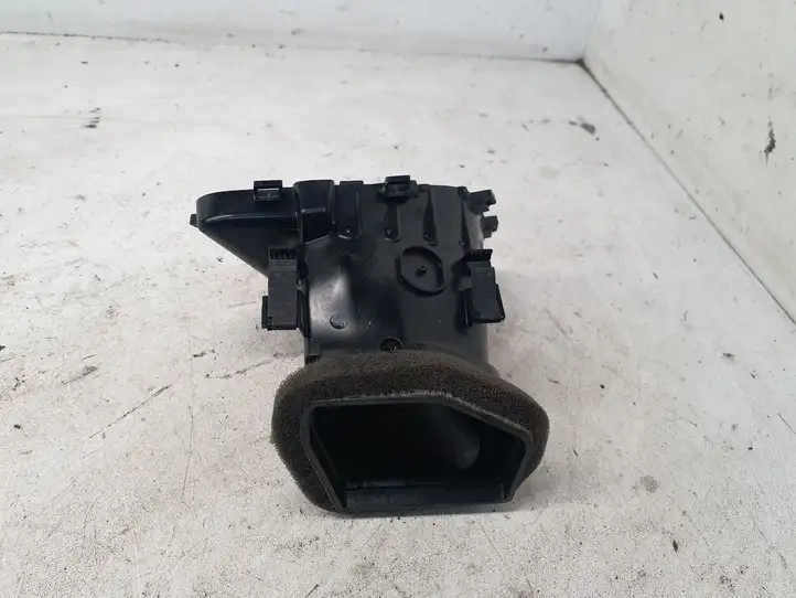 Audi A4 S4 B8 8K (2007 - 2011) 8K1820901G Боковой воздушный дефлектор — фото 3