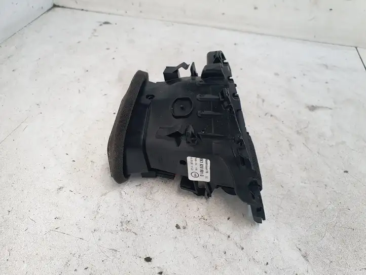 Audi A4 S4 B8 8K (2007 - 2011) 8K1820901G Боковой воздушный дефлектор — фото 4