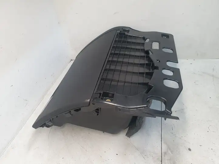 Audi A4 S4 B8 8K (2007 - 2011) 8K1857035 Вещевой ящик — фото 3