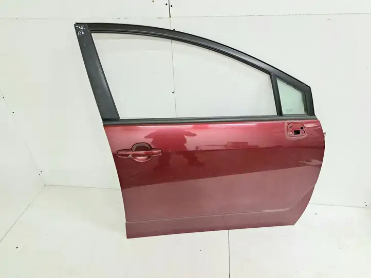 Toyota Corolla Verso AR10 (2004 - 2009) Дверь — фото 1