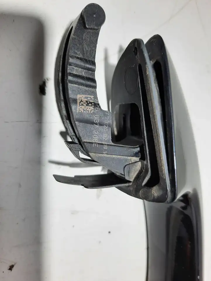 Volkswagen Touareg II (2010 - 2018) 7P6837206E Наружная ручка двери — фото 2