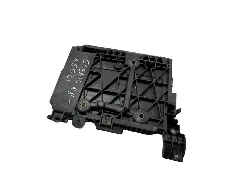 Renault Scenic II - Grand scenic II (2006 - 2009) 8200467409 Площадка аккумулятора — фото 6