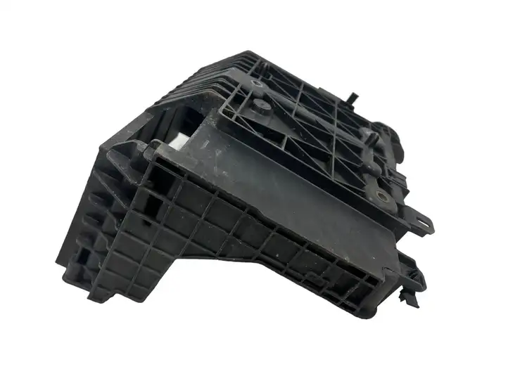 Renault Scenic II - Grand scenic II (2006 - 2009) 8200467409 Площадка аккумулятора — фото 7