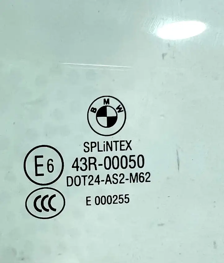 BMW 5 E60 E61 (2004 - 2010) DOT24AS2M62 Стекло передней двери — фото 3