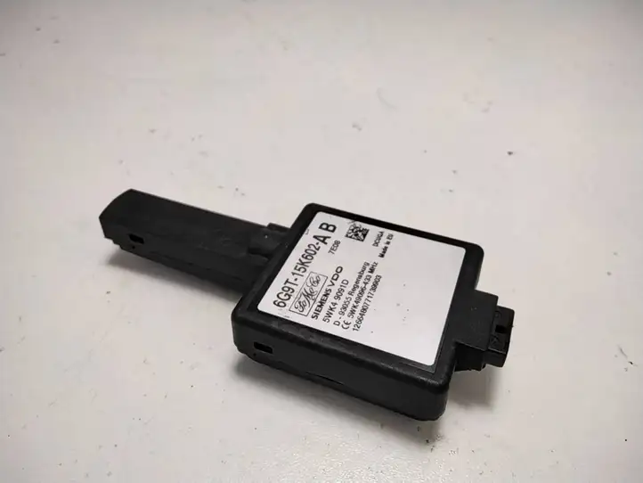 Ford Focus (2011 - 2015) 6G9T15K602AB Антенна бесключевого доступа — фото 1
