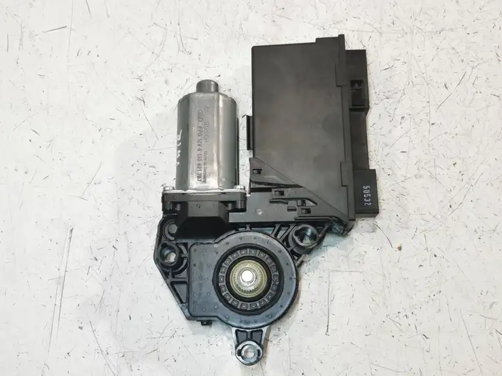 Audi A4 S4 B7 8E 8H (2004 - 2009) 8E0959801E Стеклоподъемник задней двери — фото 2