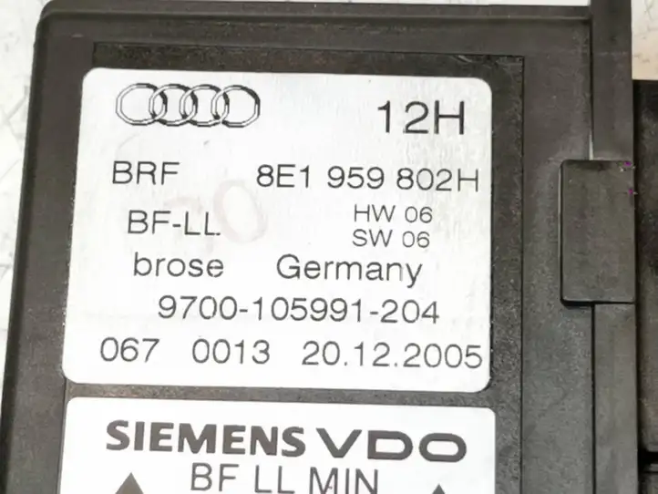 Audi A4 S4 B7 8E 8H (2004 - 2009) 8E1959802H Мотор стеклоподъемника передний — фото 4