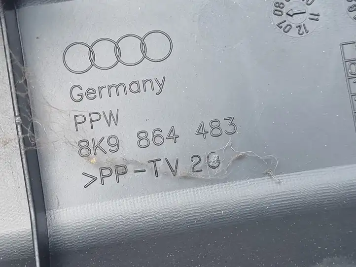 Audi A4 S4 B8 8K (2007 - 2011) 8K0612103E Отделка порога багажника — фото 2