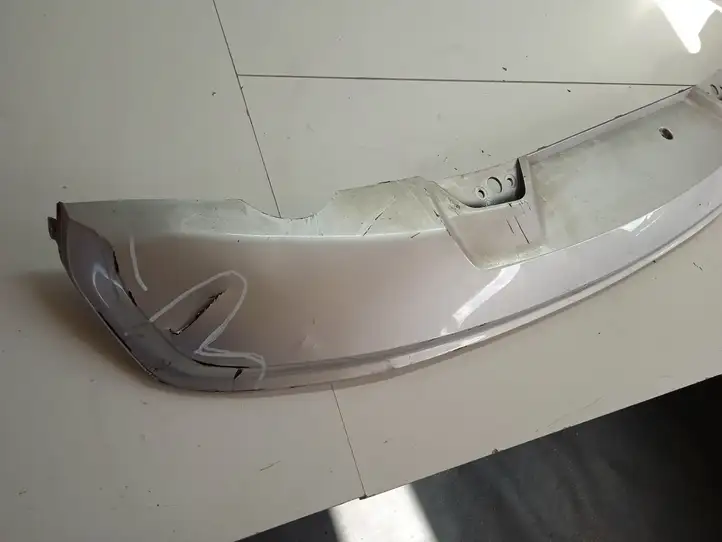 Volvo XC40 (2017 - ) 31449334 Нижняя часть переднего бампера — фото 2