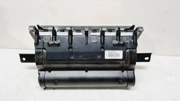 Nissan Qashqai (2010 - 2013) 98515JD05A Подушка безопасности пассажира — фото 2
