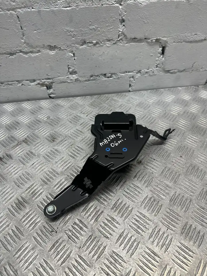 Mazda 5 (2005 - 2010) T0263a Центральный ремень безопасности — фото 2