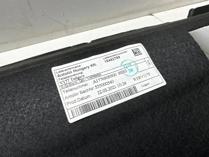 Mercedes-Benz A W177 (2018 - ) A1776909500 Комплект обшивки крышки багажника — фото 3