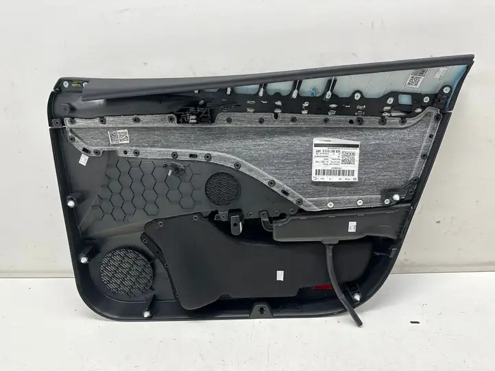 Skoda Octavia Mk4 (2019 - ) 5E8867013 Обшивка передней двери — фото 3