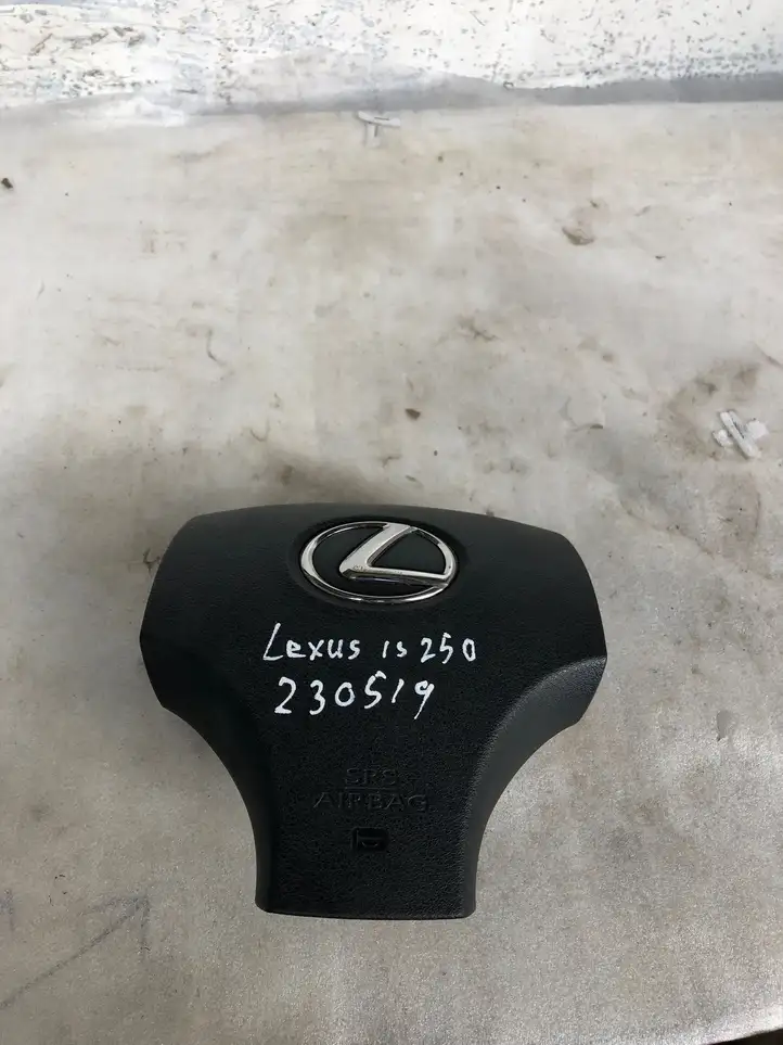 Lexus IS 220D-250-350 (2005 - 2010) Bampt11063 Подушка безопасности руля — фото 1