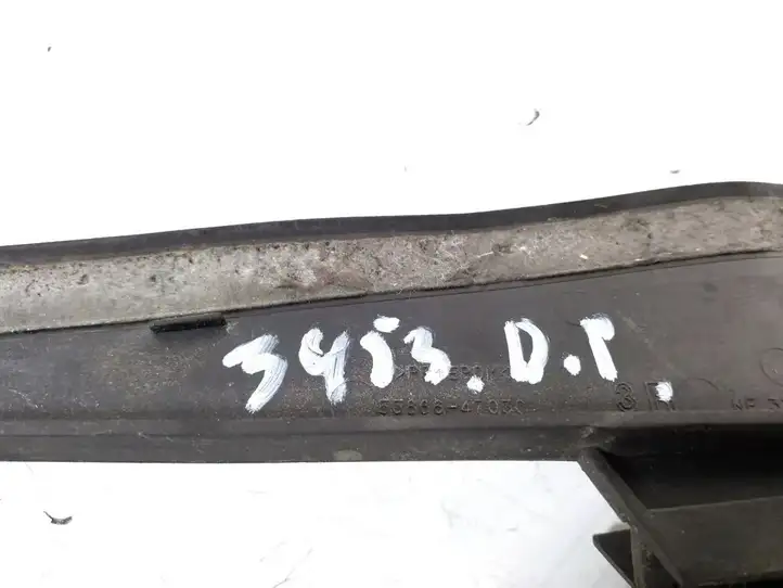 Toyota Prius+ (ZVW40) (2011 - 2018) 53866-47030 Другая часть кузова — фото 2