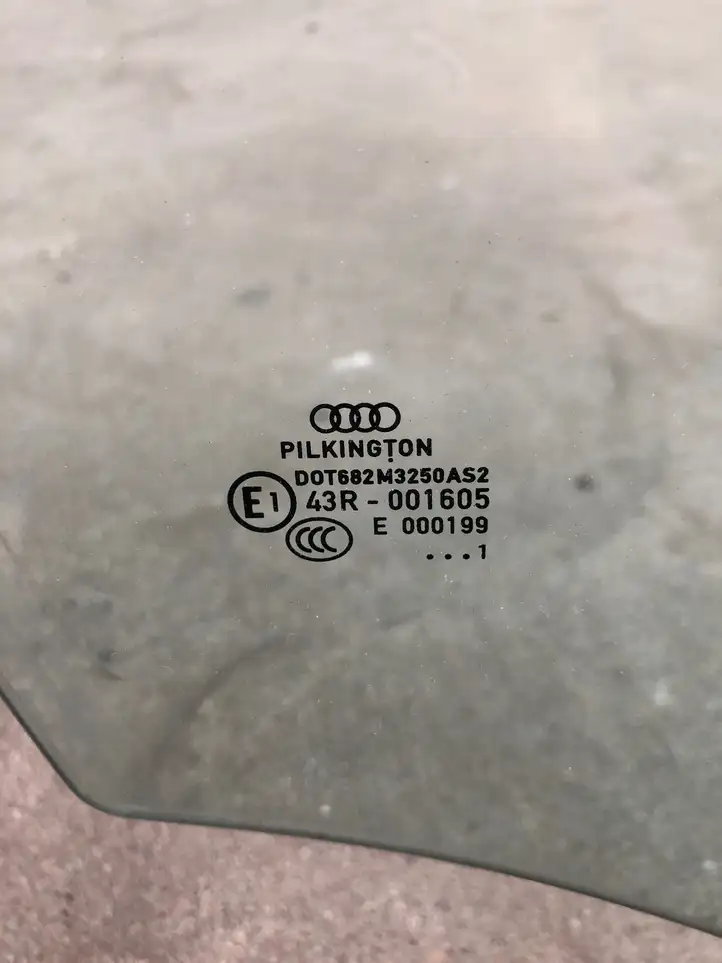 Audi A4 S4 B8 8K (2007 - 2011) 43R001605 Стекло передней двери — фото 3