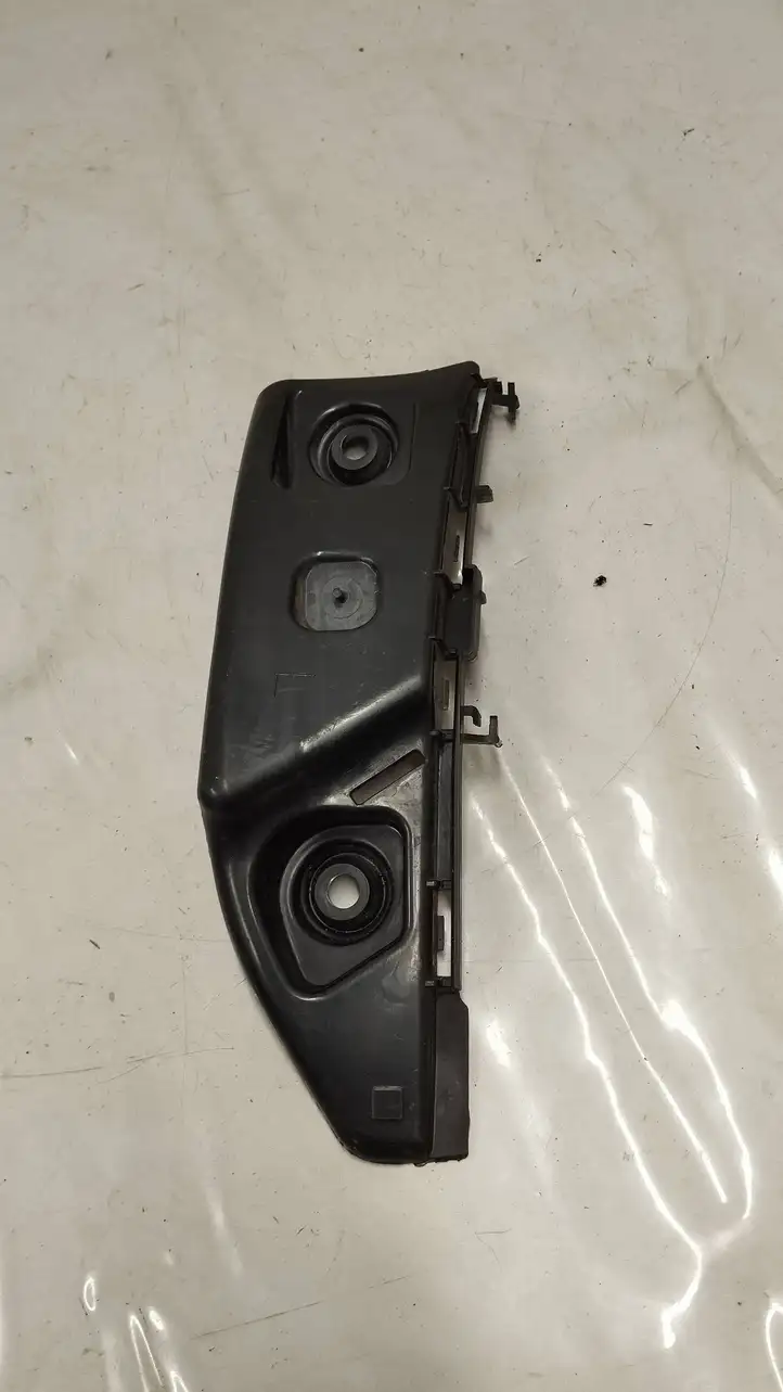 Mercedes-Benz A W176 (2012 - 2018) A1768850165 Кронштейн заднего бампера — фото 1