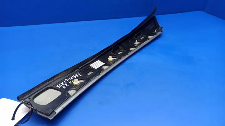 Mercedes-Benz SLK R171 (2005 - 2011) A1716900339 Накладка стоек лобового стекла — фото 8
