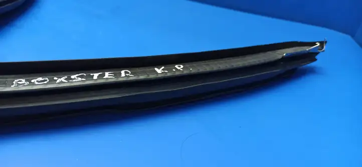 Porsche Boxster 986 (1996 - 2004) 98653707501 Уплотнитель передней двери — фото 6