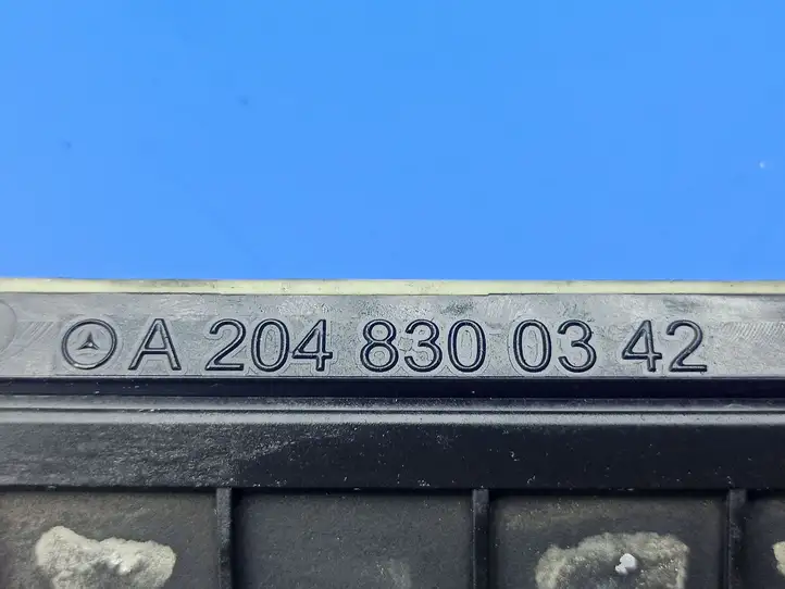 Mercedes-Benz C W204 (2007 - 2014) A2048300342 Вентиляционная решетка кузова — фото 2