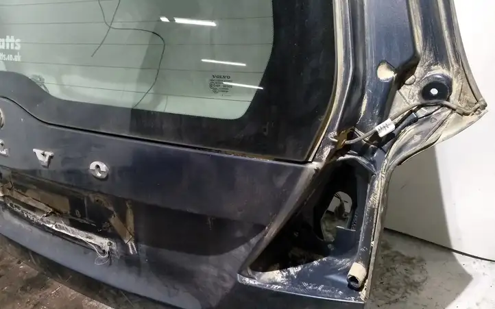 Volvo V70 (2007 - 2013) 30674837 Крышка багажника — фото 7