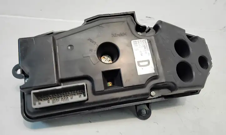 Honda Civic (2006 - 2011) SANWA2055RH Блок управления климат-контролем — фото 3