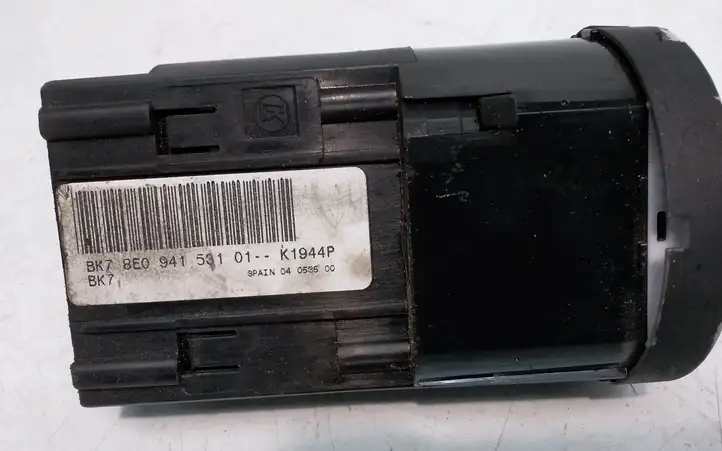 Audi A4 S4 B6 8E 8H (2000 - 2006) 8E0941531 Включатель фонарей — фото 3