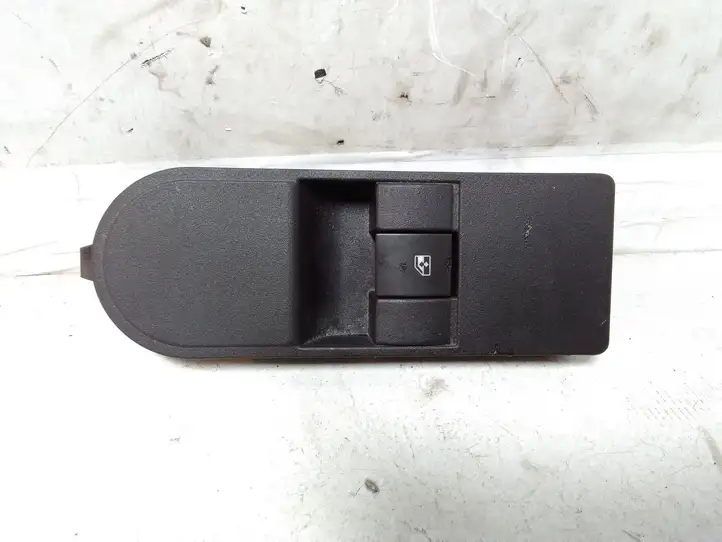 Opel Astra J (2009 - 2012) 13228709 Кнопка стеклоподъемников — фото 1