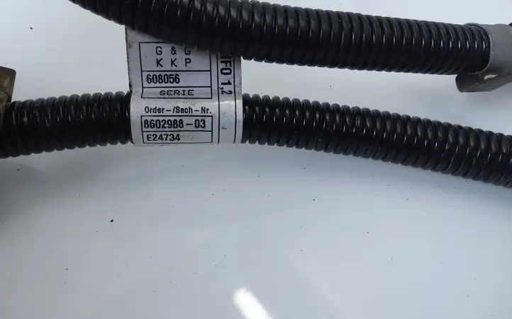 Mini One Cooper F56 F55 (2012 - 2022) 608056 Плюсовой провод аккумулятора — фото 2