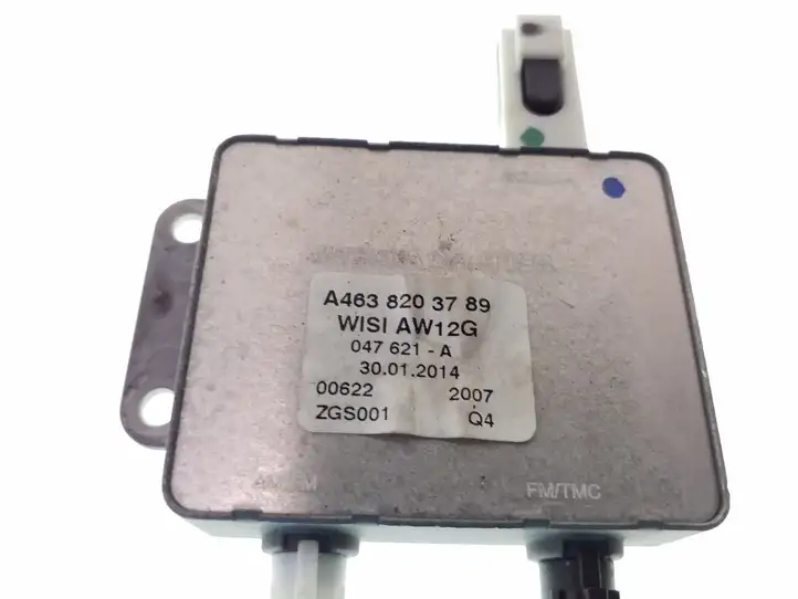 Mercedes-Benz A W176 (2012 - 2018) A4638203789 Усилитель антенны — фото 3